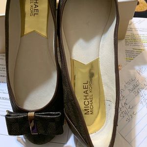 Used Michael Michael Kors Signature PVC Kiera Ballet Shoes. Style 40T3DPFP1Q.